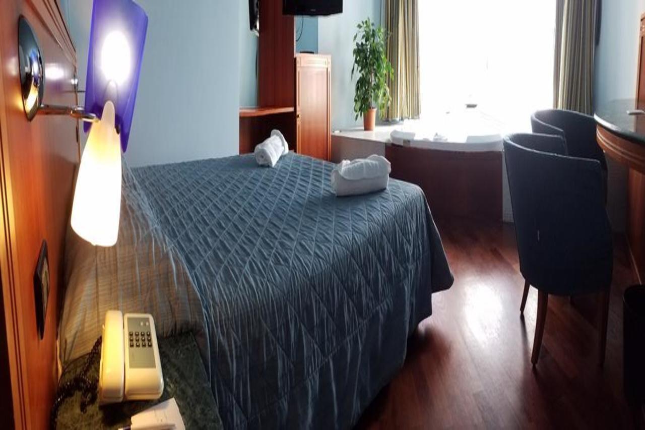 Hotel Michelangelo Palace & Spa Terni Bagian luar foto