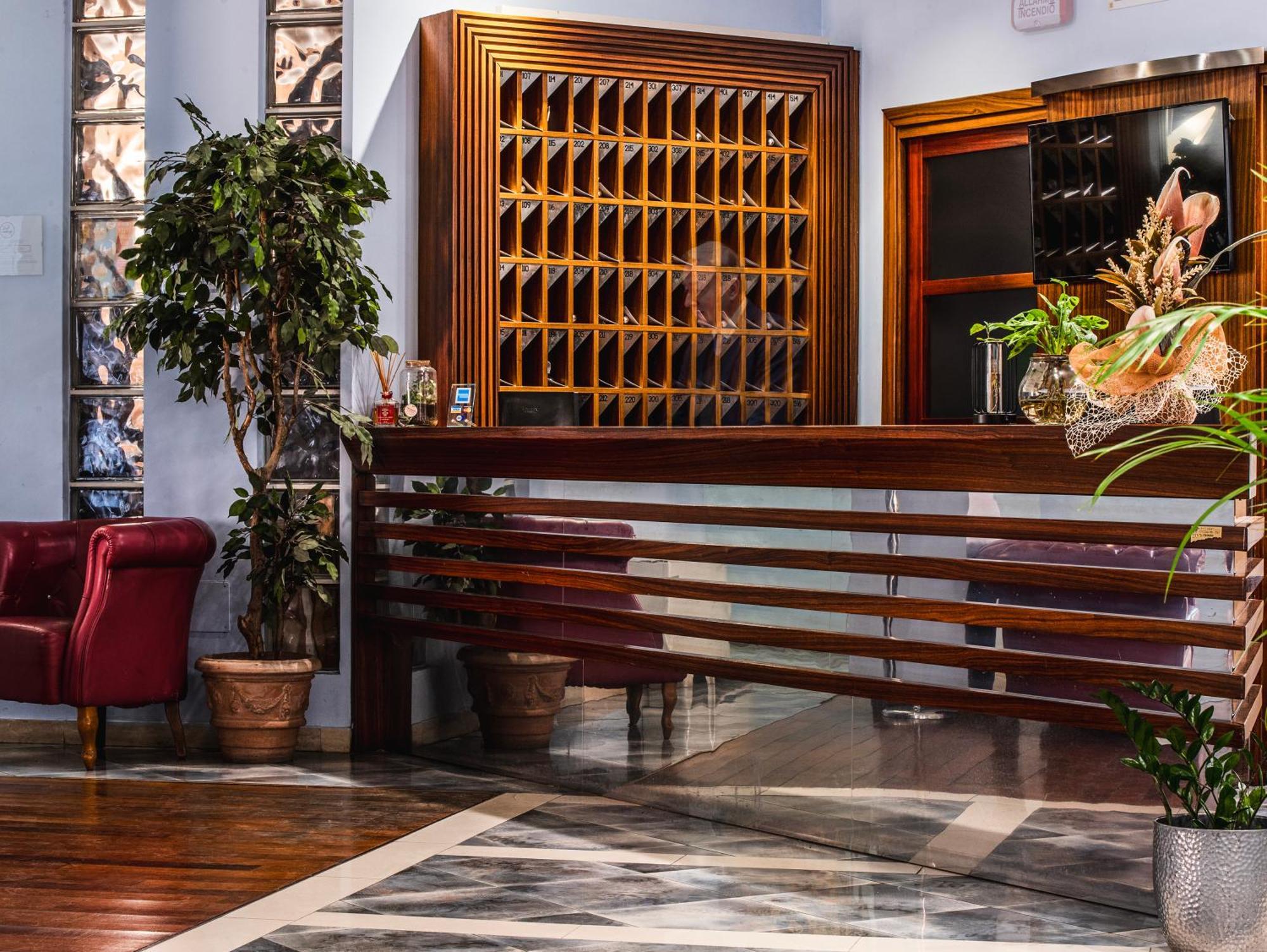 Hotel Michelangelo Palace & Spa Terni Bagian luar foto