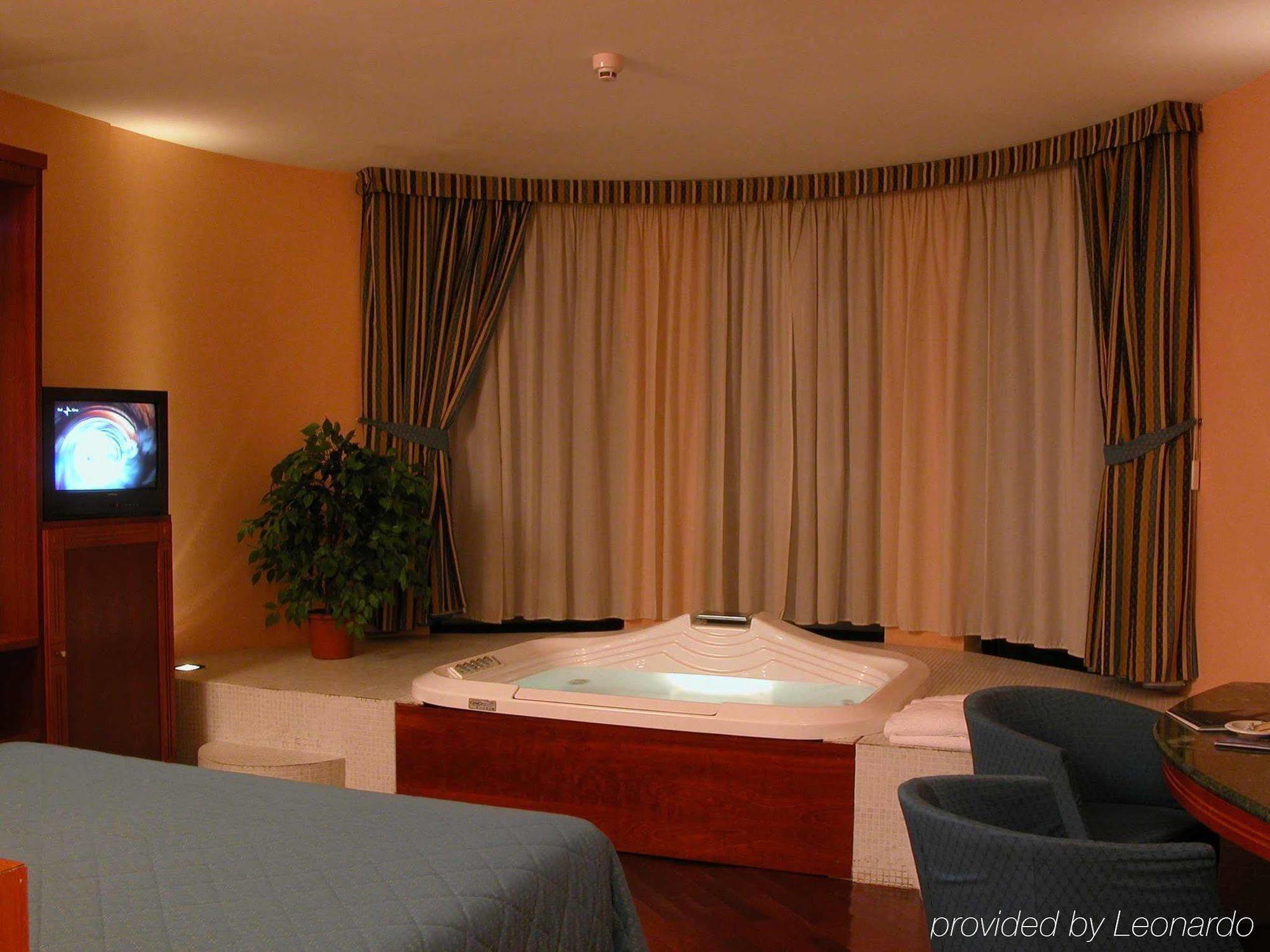Hotel Michelangelo Palace & Spa Terni Bagian luar foto