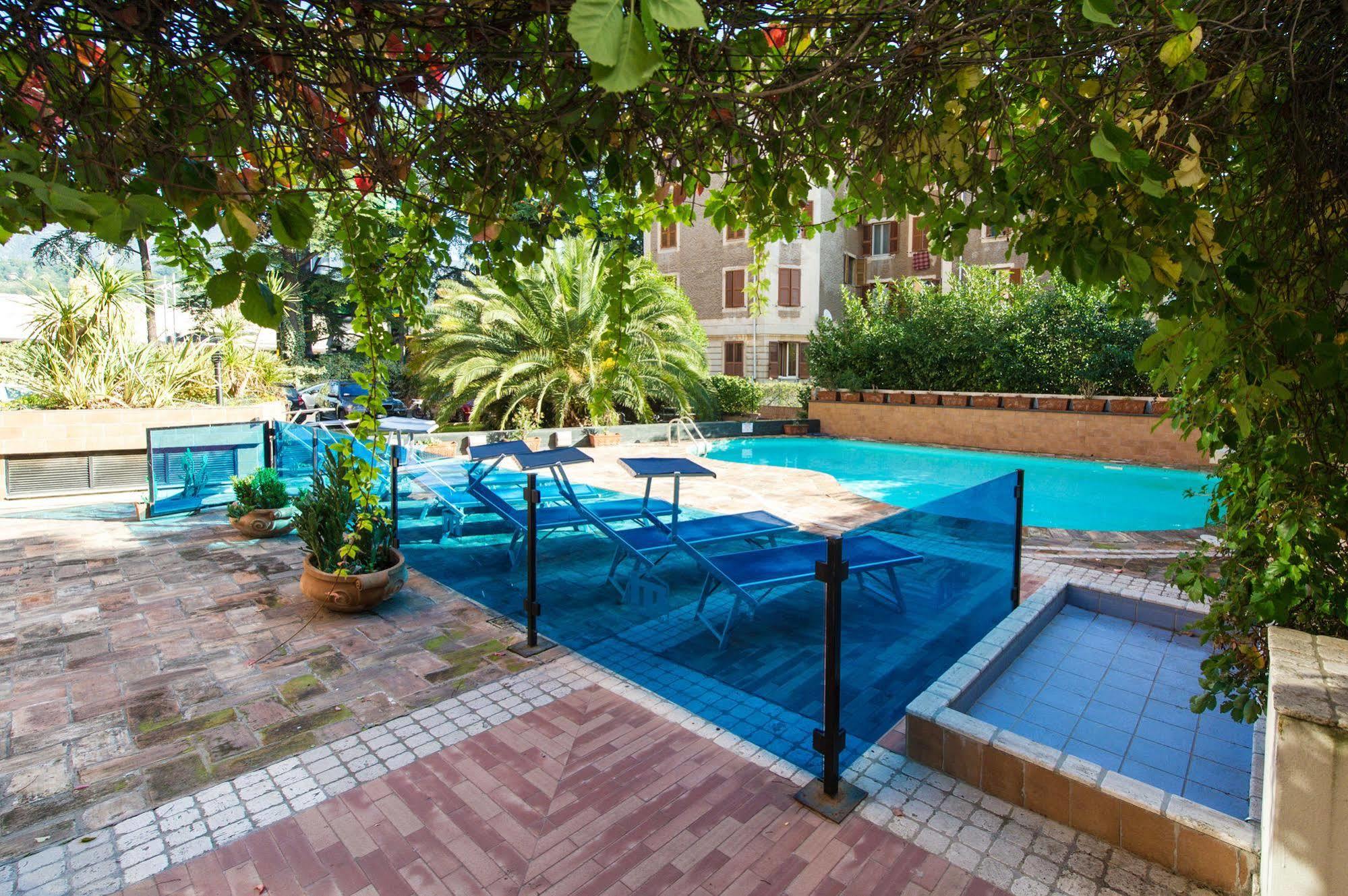 Hotel Michelangelo Palace & Spa Terni Bagian luar foto