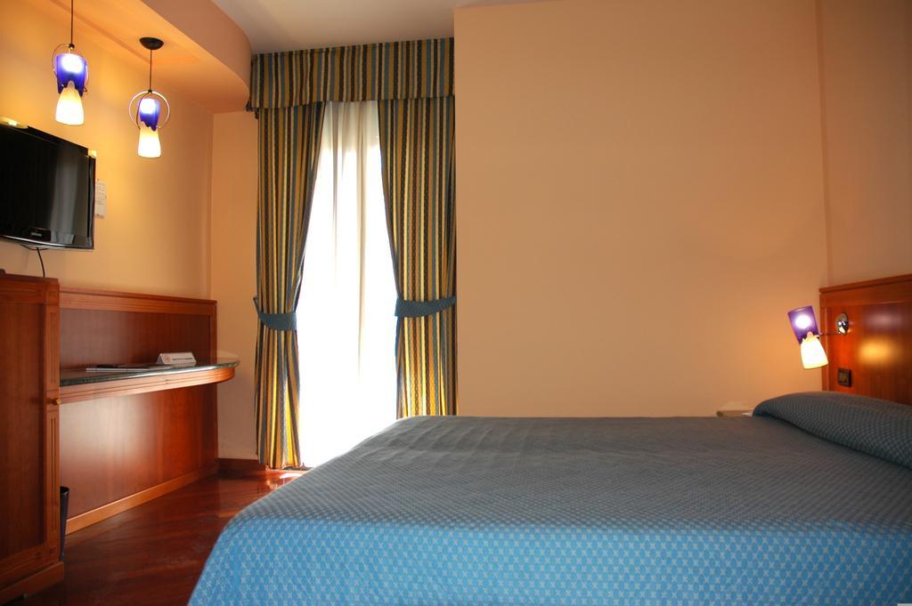 Hotel Michelangelo Palace & Spa Terni Bagian luar foto